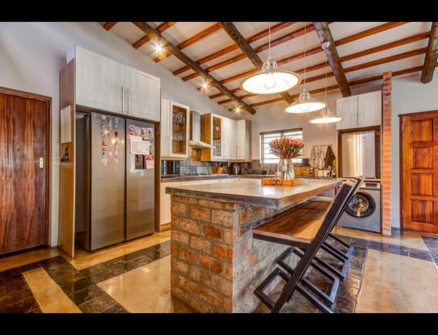 2 BEDROOM HOUSE FOR SALE IN GLEN MARAIS